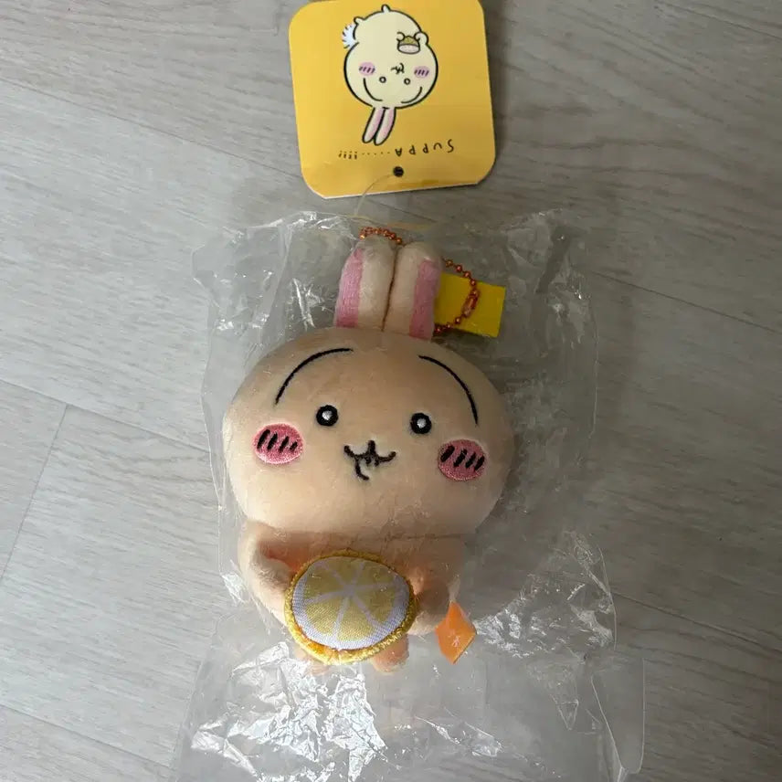 [BUNJANG] Chiikawa Lemon Usagi Mascot / 치이카와 레몬 우사기 마스코트 정품