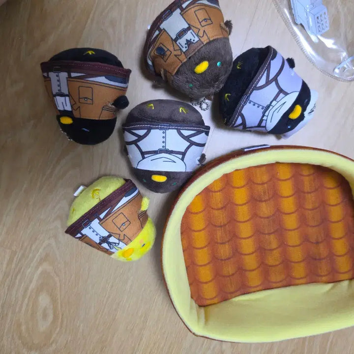 [BUNJANG] Attack on Titan Chibi Chuko Kore Doll Bundle Set / 진격의 거인 츙코레 일괄