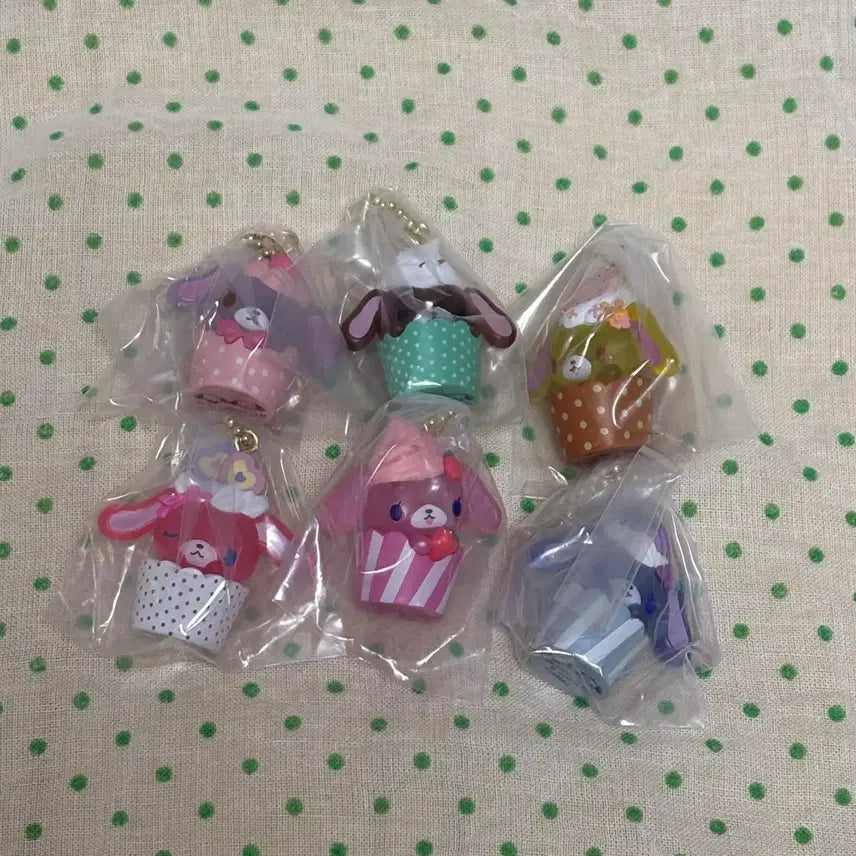 [BUNJANG] Sugarbunnies Cupcake Gachapon Set (6 types) / (세트) 슈가바니즈 컵케이크 가챠 6종