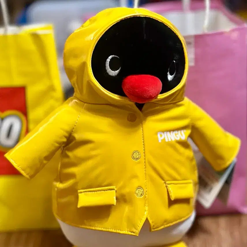 [BUNJANG] Pingu Yellow Raincoat Plush Doll / 핑구 인형 노란색 우비