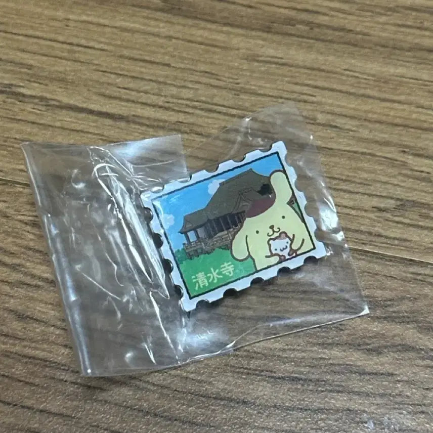 [BUNJANG] Sanrio Pompompurin Kyoto Badge / 산리오 폼폼푸린 교토 뱃지