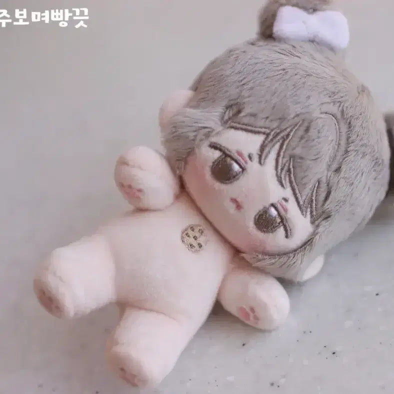 [BUNJANG] 10cm Accompanying Bone Doll (Unsealed, Below Cost) / 무속성 10cm 아꾸 뼈깅  미개봉 원가이하 양도