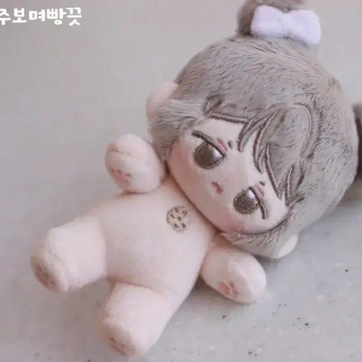 [BUNJANG] 10cm Accompanying Bone Doll (Unsealed, Below Cost) / 무속성 10cm 아꾸 뼈깅  미개봉 원가이하 양도