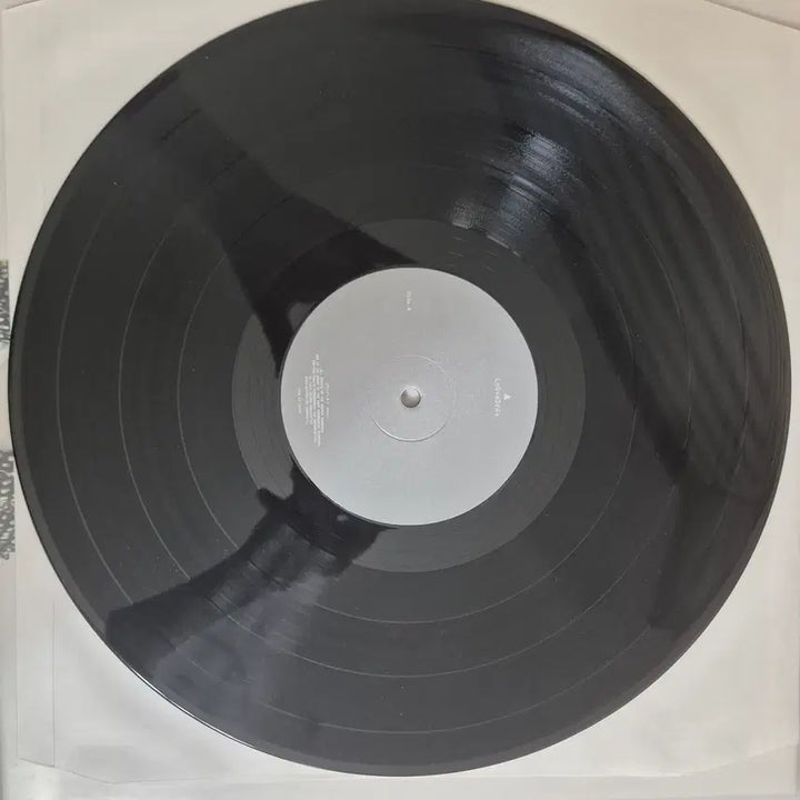 [BUNJANG] Jung Joon Il &amp; B.I. Vinyl Record Bundle Set / 정준일, 비아이 lp 일괄