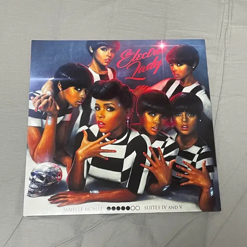[BUNJANG] Janelle Monáe The Electric Lady Clear Vinyl LP / 자넬 모네 janelle monae 엘피 바이닐 lp