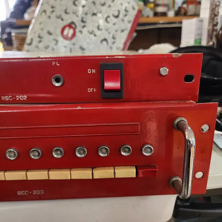 [BUNJANG] Vintage Emergency Broadcast Amplifier (Receiver Linked) / 근현대사 빈티지 비상방송 앰프(수신기 연동형 방송장비)비상 방송용 앰프