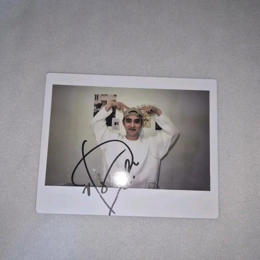 [BUNJANG] Doh Kyung Soo Autographed Polaroid / 도경수 폴라로이드 판매