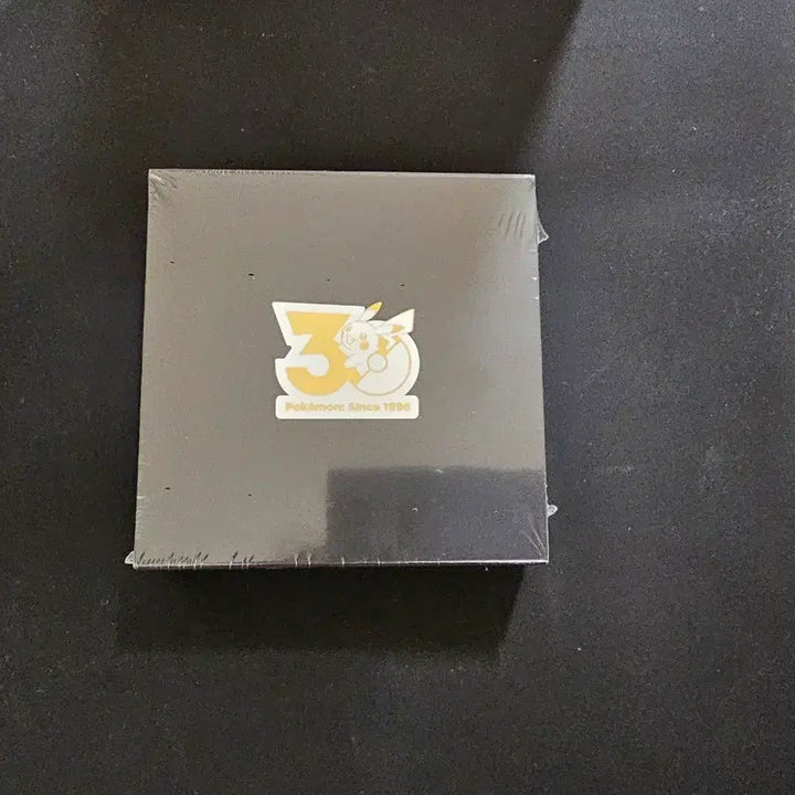 [BUNJANG] Pokemon 30th Anniversary September Badge / 포켓몬 스토어 30주년 9월 뱃지