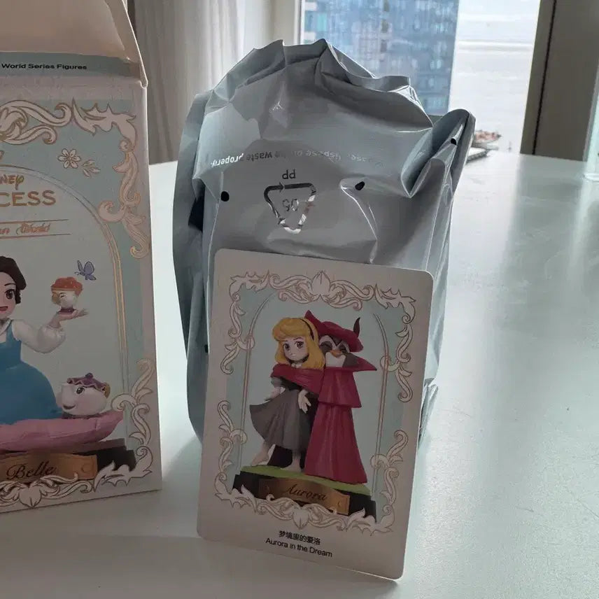 [BUNJANG] Pop Mart Disney Princess Aurora Figure / 팝마트 디즈니 프린세스 오로라 피규어