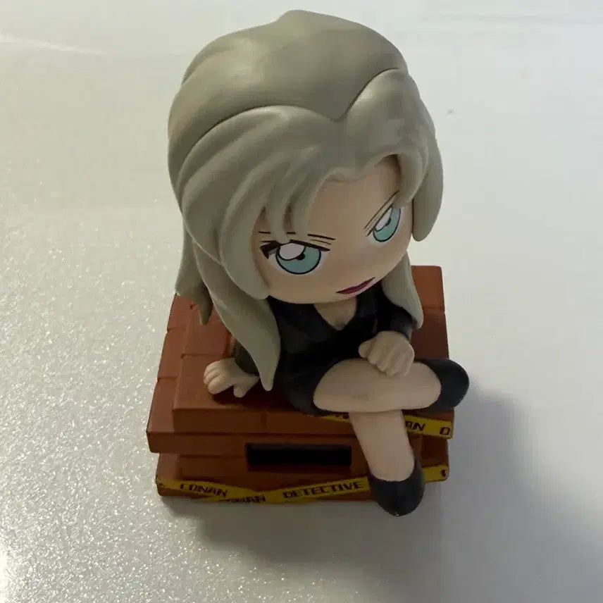 [BUNJANG] Detective Conan Vermouth Desk Clock Figure / 코난 탁상 시계 피규어 베르무트