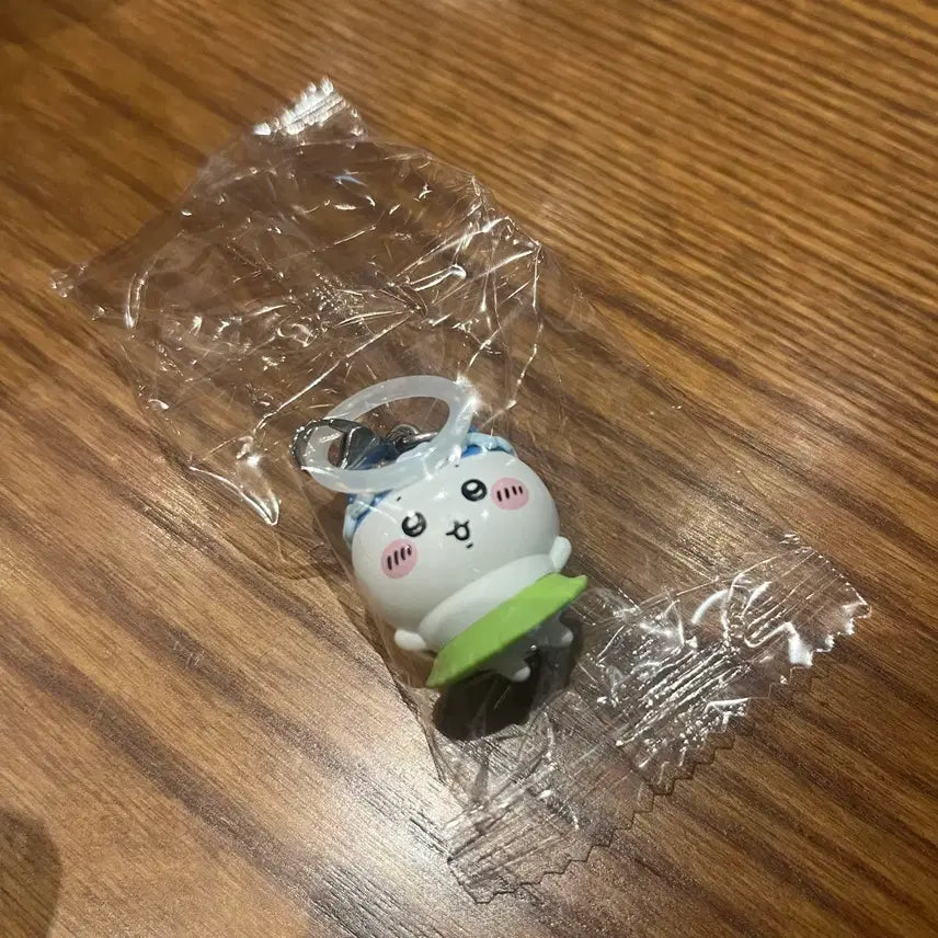 [BUNJANG] Chiikawa Hachiware Bookmark Charm / 치이카와 메지루시 하치와레