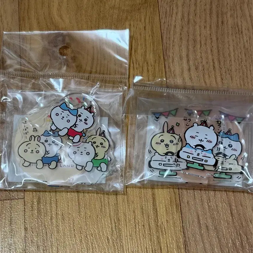 [BUNJANG] Chiikawa Amusement Park Acrylic Stand Set / 치이카와 유원지 아크릴스탠드 2종 일괄판매