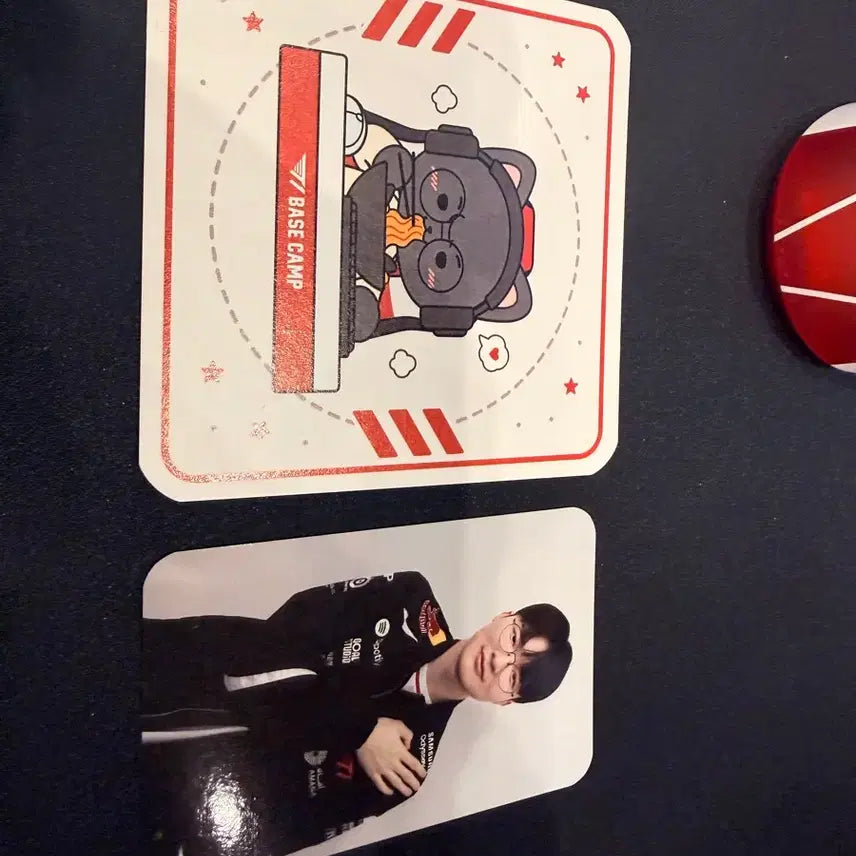 [BUNJANG] T1 Faker Base Camp Photocard &amp; Coaster Set / t1 강남 베이스캠프 포카 + 코스터 FAKER