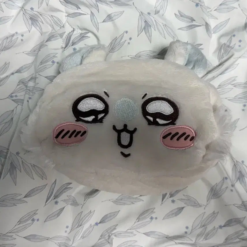 [BUNJANG] Chiikawa Momonga Dekatsuyo Reversible Pouch / 치이카와 모몽가 데카츠요 리버시블 파우치