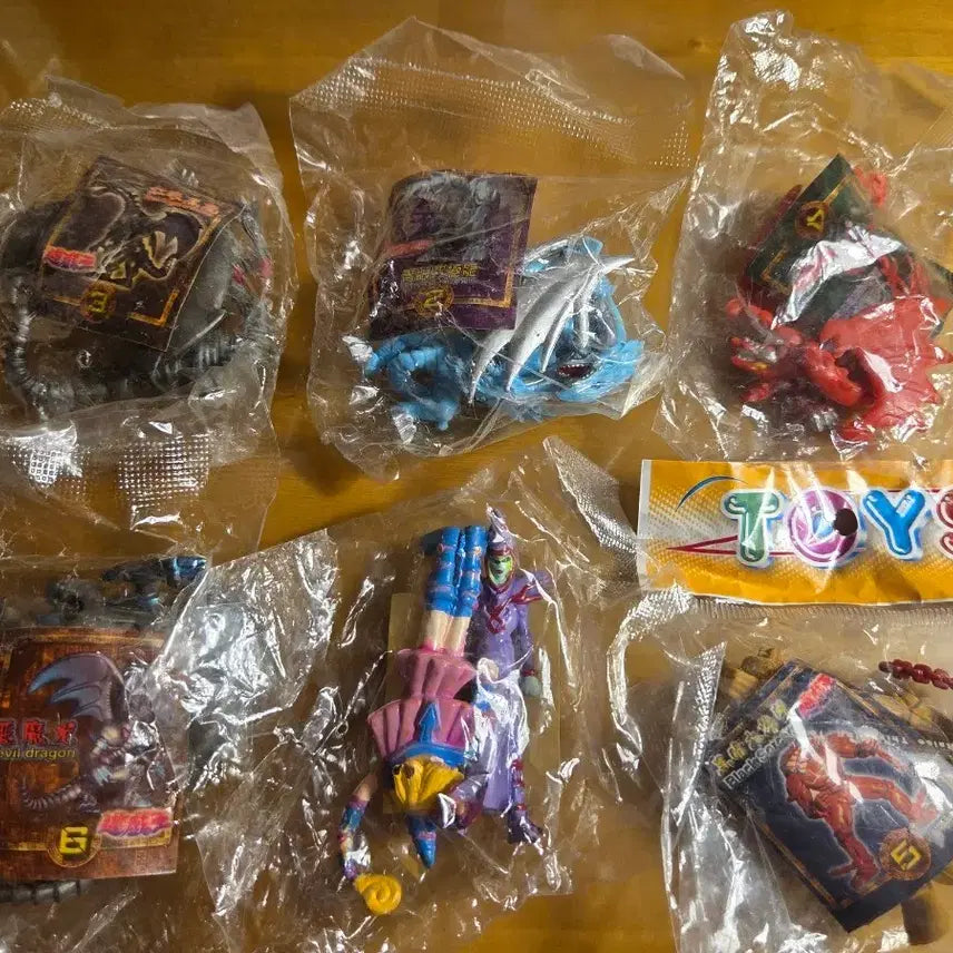 [BUNJANG] Yu-Gi-Oh! Gashapon Finger Figures (Sealed) / 고전문구 유희왕 가샤퐁 손가락 피규어