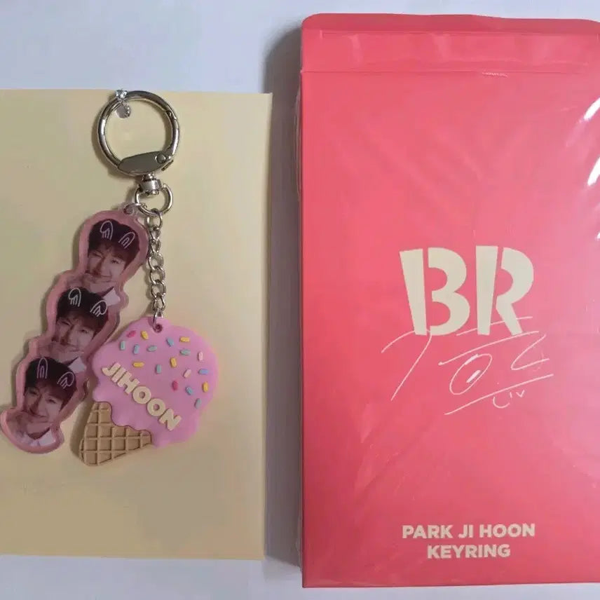 [BUNJANG] Park Ji Hoon Baskin Robbins Keyring 3 Dan Ji Hoon / 박지훈 베스킨라빈스 키링 3단지훈 아궁빵