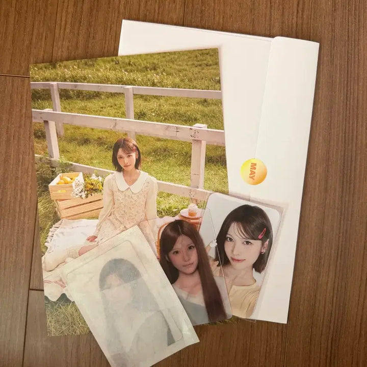 [BUNJANG] CU X JENA X GRAIN ON ME Photocard, Postcard Set / cu 제나 포카+ 그레인온 메이 포카와 엽서 사진