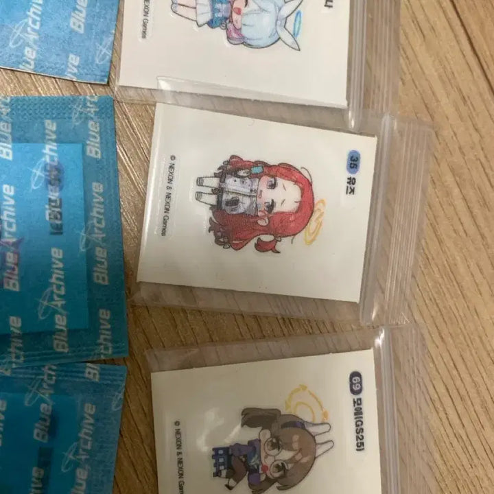 [BUNJANG] Blue Archive Sticker Set + Ediya Character Card Bundle / 블루아카이브 띠부씰 + 이디야 캐릭터 카드 일괄