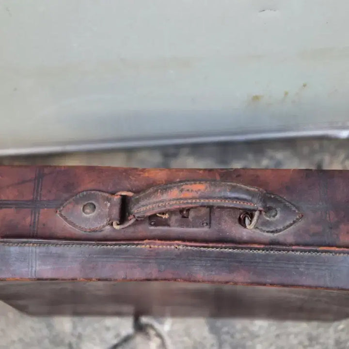 [BUNJANG] Vintage Leather Accessories Set (3 Items) / 가죽가방 골동 소품 3점
