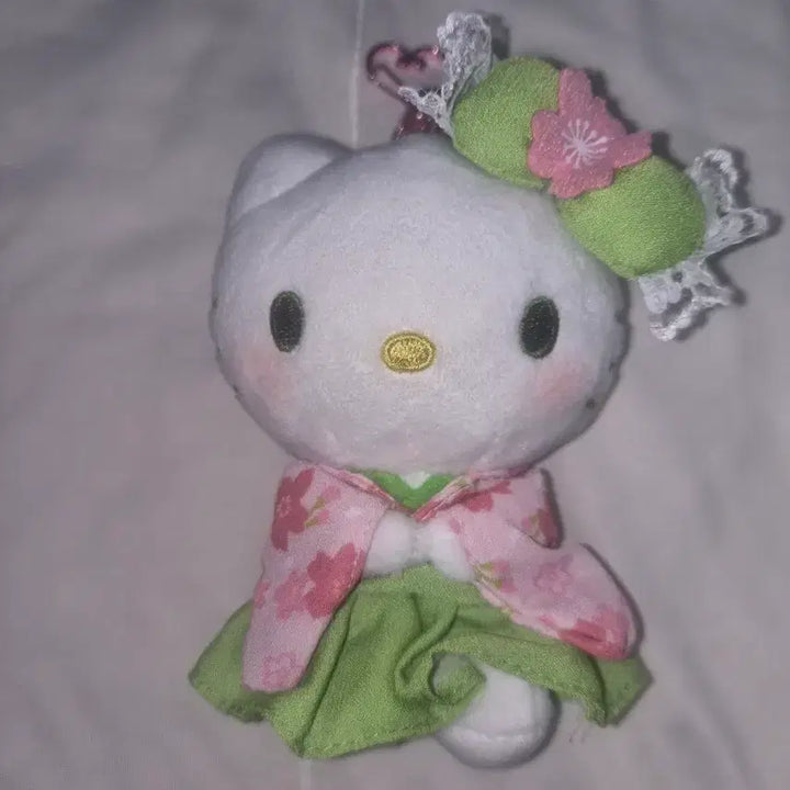 [BUNJANG] Sanrio Hello Kitty Doll Bundle Set / 산리오 헬로키티 20만원상당 인형들 일괄로 팝니당ㅠㅠ
