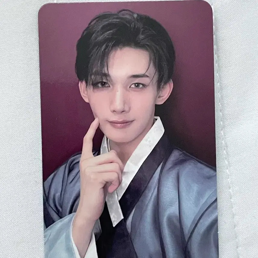 [SOLD OUT] 앤팀 &amp;team andteam 콘서트 투어 한복 포카 pc poca photocard 포토카드 루네존 르네존 lunezone 죠 조 jo