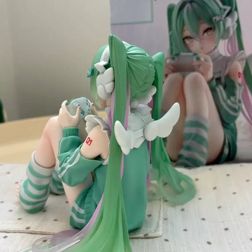 [BUNJANG] Luludoll Holiday Miku Figure / 루루도 홀리데이 미쿠 피규어