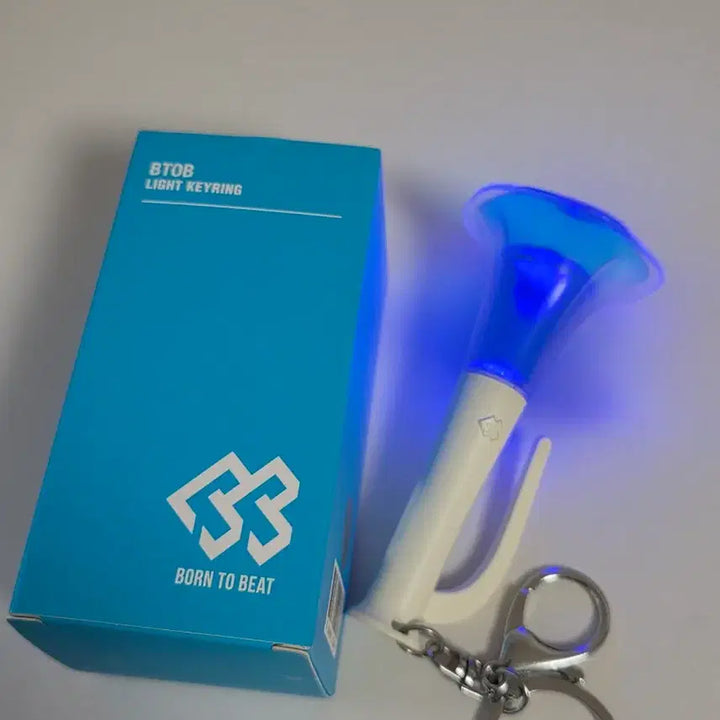 [BUNJANG] BTOB Lightstick Keychain / 비투비 응원봉 키링