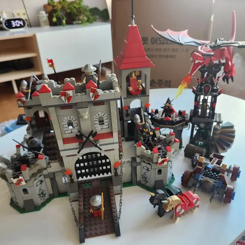 [BUNJANG] LEGO Kingdoms Lion Castle 7946 &amp; Dragon Mountain 70403 / 레고 킹덤 사자성 7946 캐슬 드래곤마운틴 70403