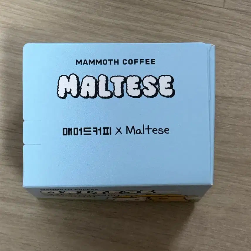 [BUNJANG] Mammoth Coffee Maltese Random Figure / 매머드커피 몰티즈 랜덤 피규어