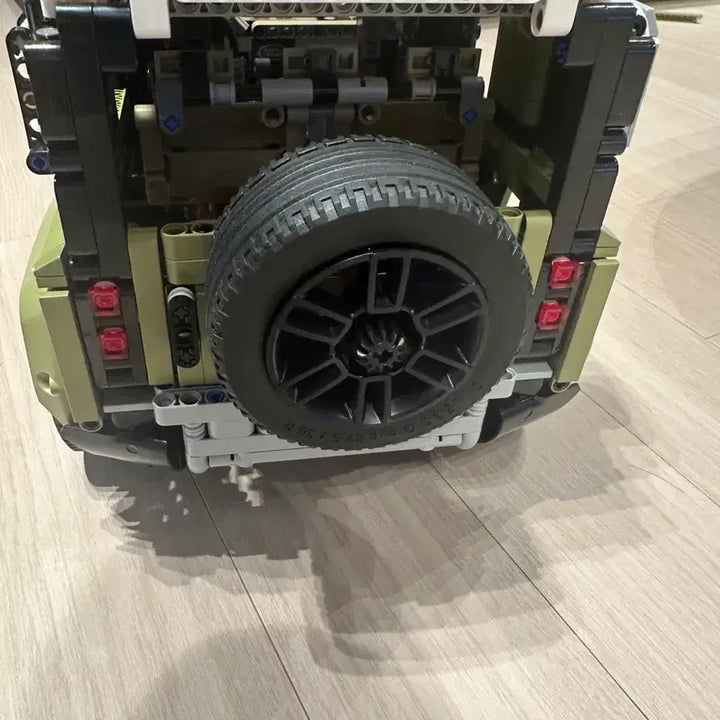 [BUNJANG] LEGO Technic 42110 Land Rover Defender (Used) / 레고 테크닉 42110 랜드로버 디펜더 중고