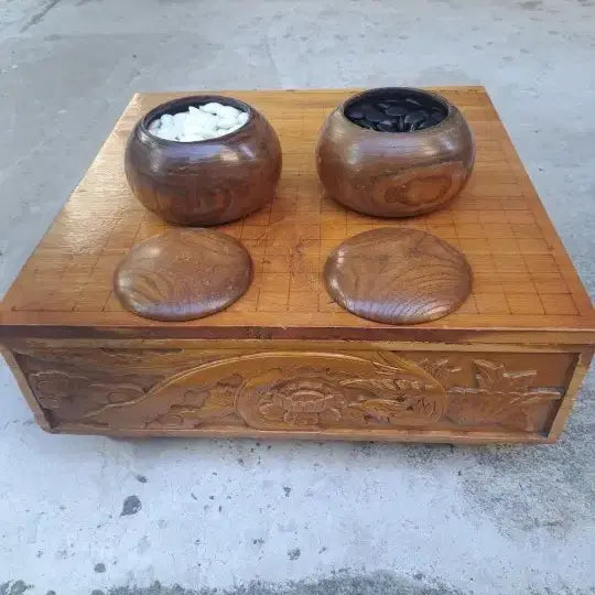 [BUNJANG] Wooden Go Board and Stones Set / 바둑판통나무조각4면 바둑알 사진되로진품