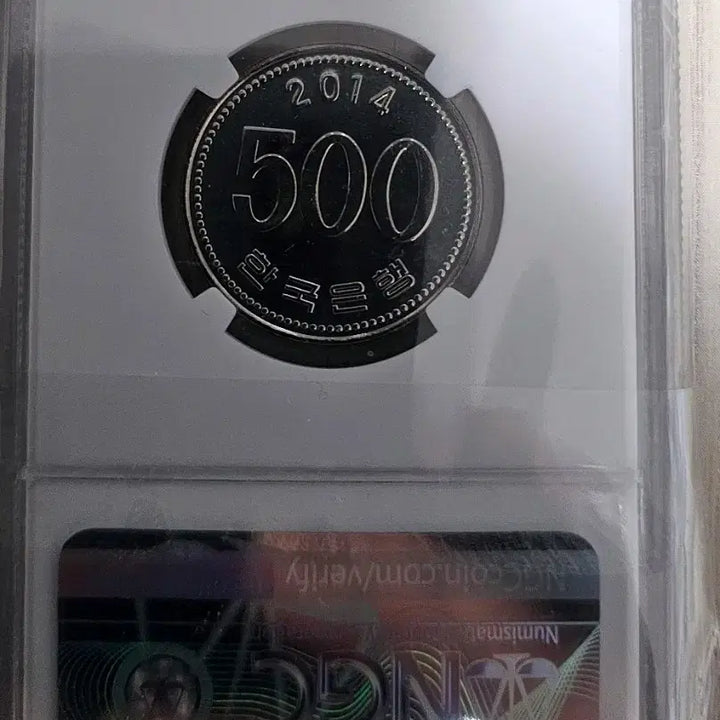 [BUNJANG] 2014 South Korea 500 Won Coin NGC MS65 / (특년주화) 2014년 대한민국 500원 동전 NGC MS65 등급