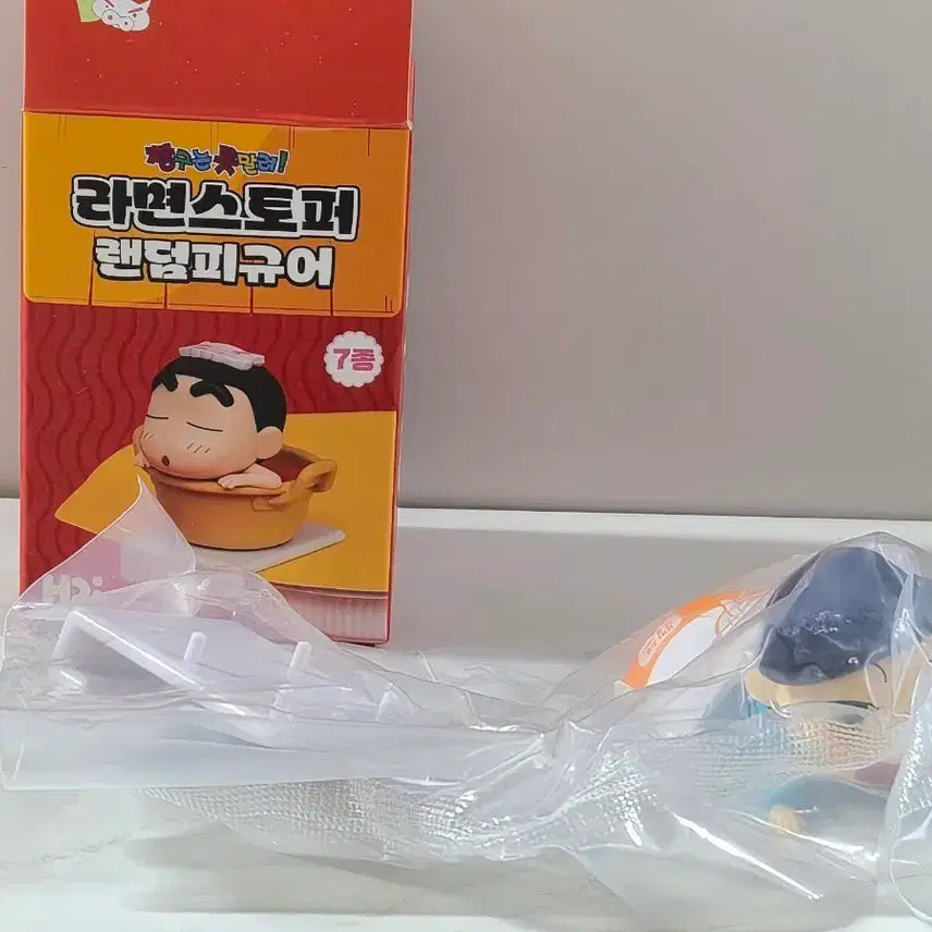 [BUNJANG] Crayon Shin-chan Ramyeon Stopper Chul-su Figure / 짱구라면스토퍼 철수피규어 판매합니다