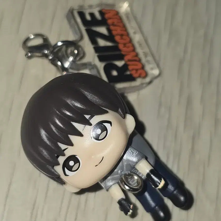 [BUNJANG] RIIZE Sungchan Japan Bandai Dangling Keyring / 라이즈 성찬 일본 반다이 대롱대롱 키링