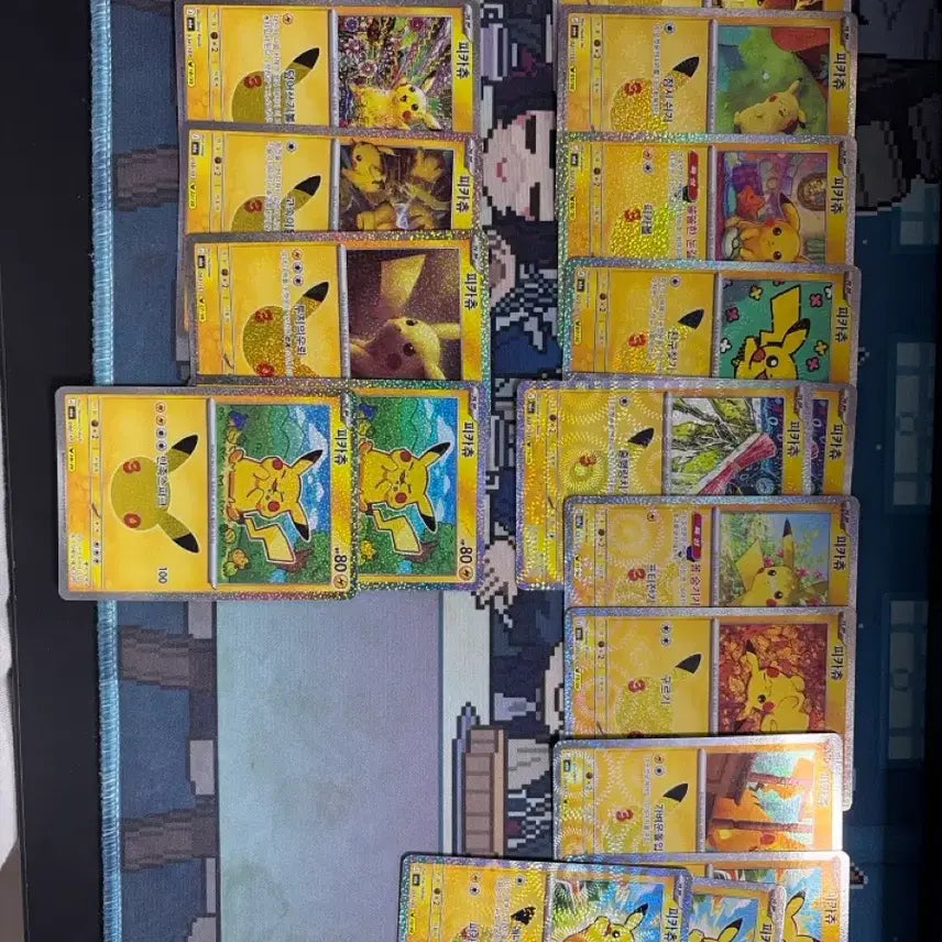 [BUNJANG] Pokemon Pikachu 30th Anniversary Card / 포켓몬카드 30주년 피카츄 장당 0.2