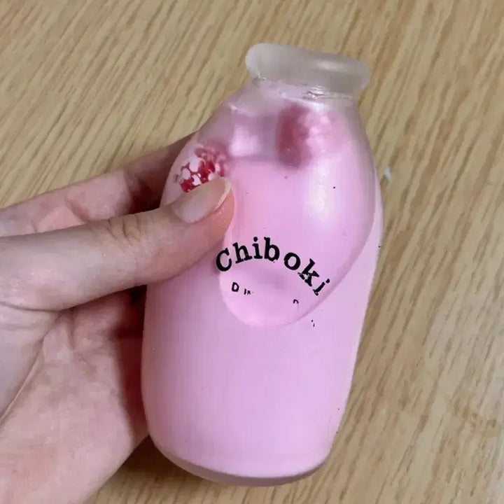 [BUNJANG] Chiboki Strawberry Water Bottle / 치보키 딸기보틀 물병 말랑이 슬랑이