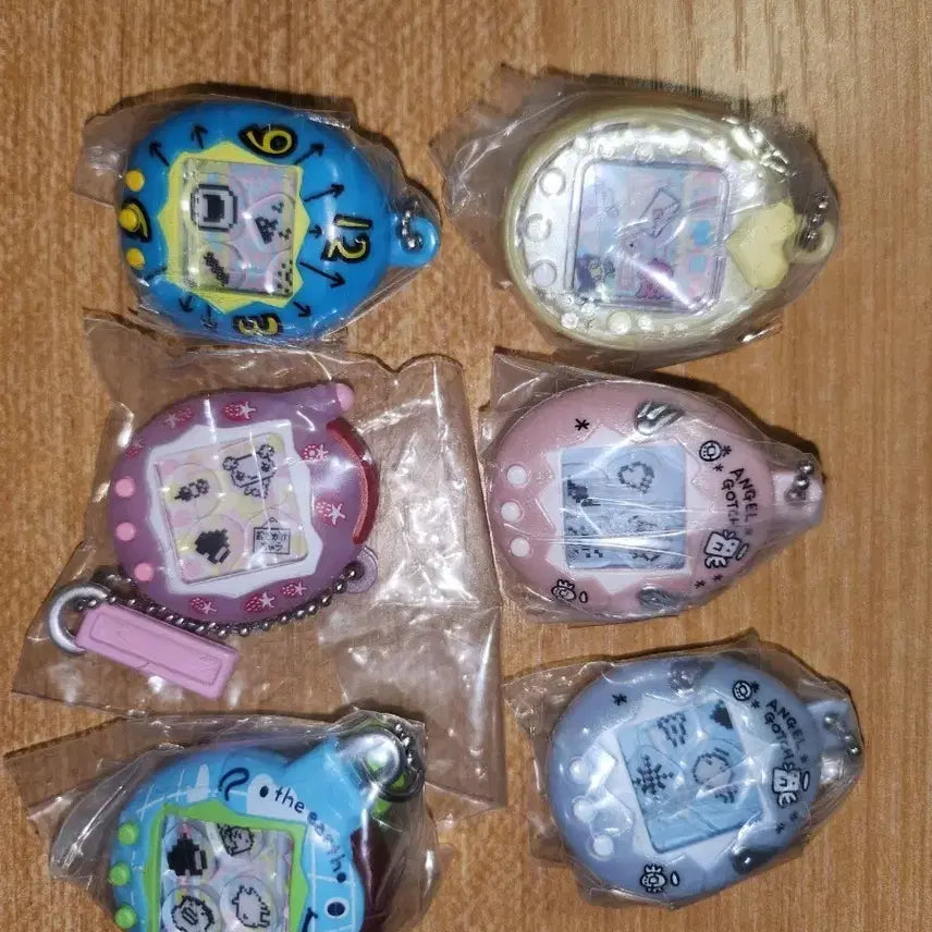 [BUNJANG] Miniature Tamagotchi Shaka Shaka Gacha Set - 6 Types Bundle / [일괄가] 6종 미니어쳐 다마고치 샤카샤카 가챠 일괄