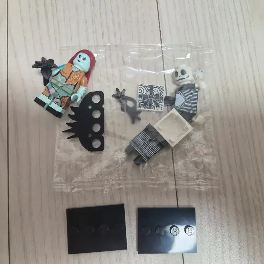 [BUNJANG] LEGO 71024 Jack Skellington &amp; Sally Minifigure Set / 레고 71024 잭 스켈링턴 샐리 피규어 세트 미니피규어