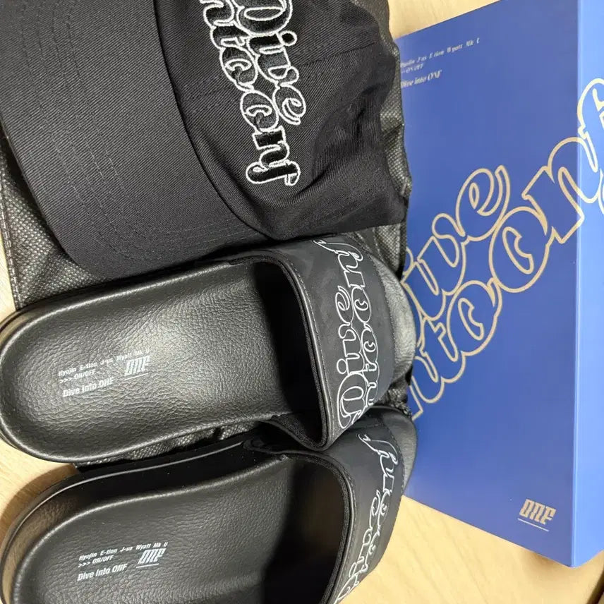 [BUNJANG] ONF DIVE INTO ONF MD Ball Cap &amp; Slippers Set / 온앤오프 ONF 다인옾 DIVE INTO ONF MD 2종