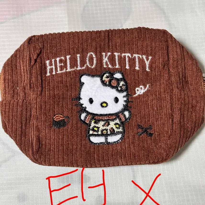 [BUNJANG] Hello Kitty Corduroy Pouch Brown / 헬로키티 골덴 파우치 브라운 택x