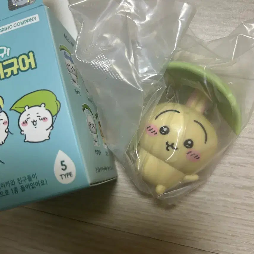 [BUNJANG] Chiikawa Usagi Umbrella Figure / (미개봉) 치이카와 우사기 우산 피규어 굿즈