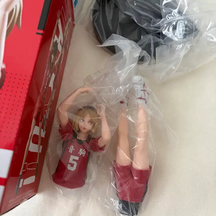 [BUNJANG] Haikyuu!! Kenma Kozume Posing Figure / 하이큐 켄마 포징 피규어