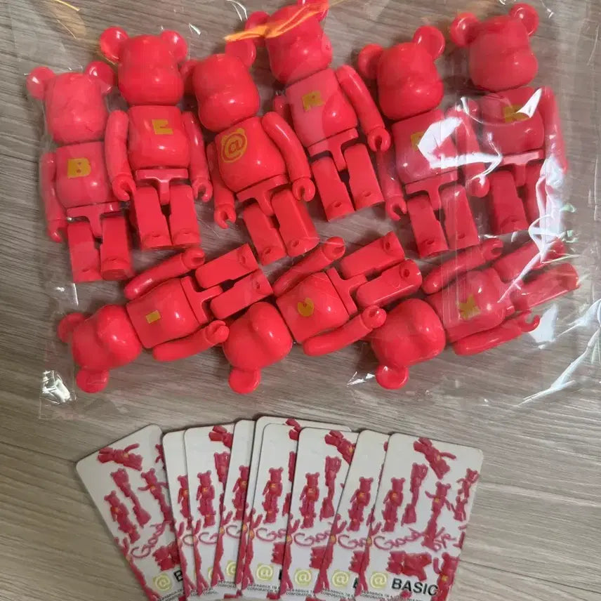 [BUNJANG] Bearbrick Series 37 100% Basic Set / 베어브릭 37탄 100% 베이직 세트