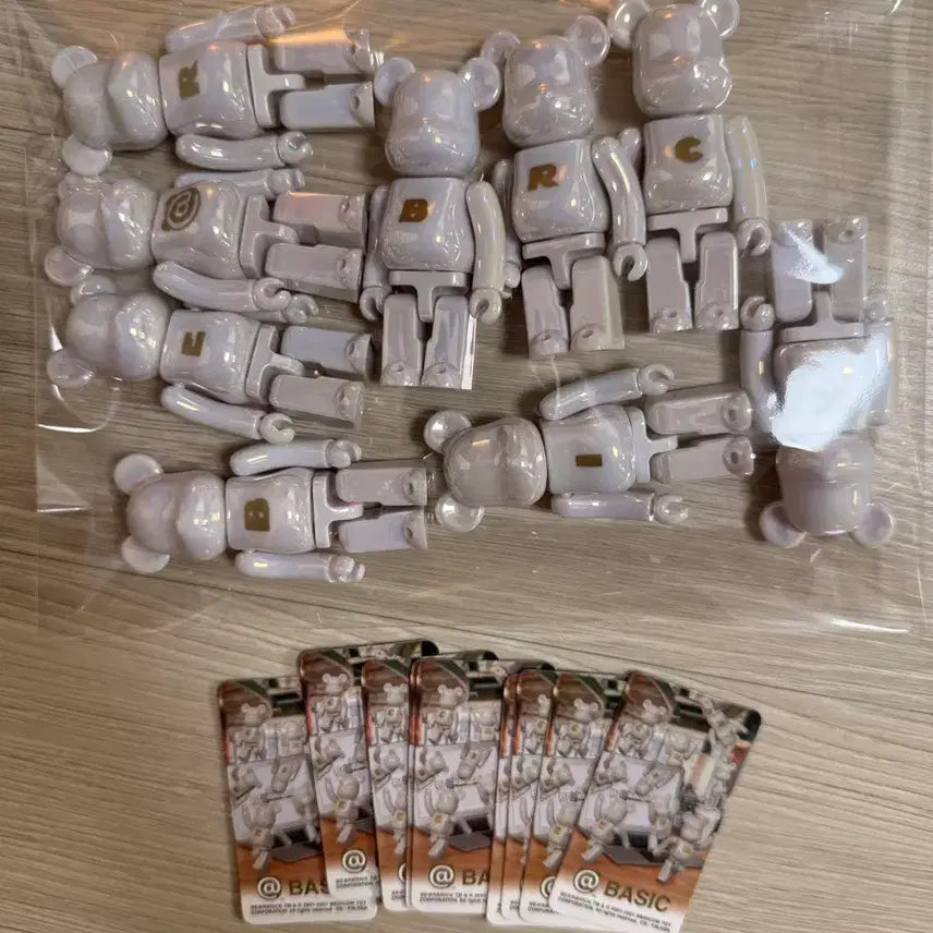 [BUNJANG] Bearbrick Series 42 100% Basic Set / 베어브릭 42탄 100% 베이직 세트