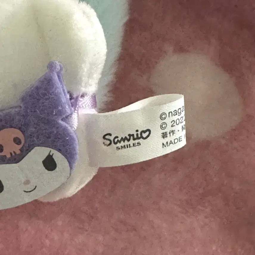 [BUNJANG] Sanrio Kuromi Momonga Mascot Plush / [오늘만] 먼작귀 모몽가 산리오 쿠로미 마스코트 누이