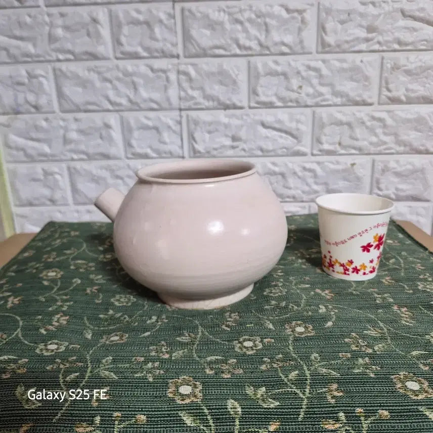 [BUNJANG] Vintage White Porcelain Teapot / 빈티지 백자 주전자