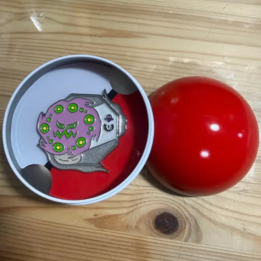 [BUNJANG] Pokemon Metal Badge Relicanth / 포켓몬스터 메탈 뱃지 화강돌