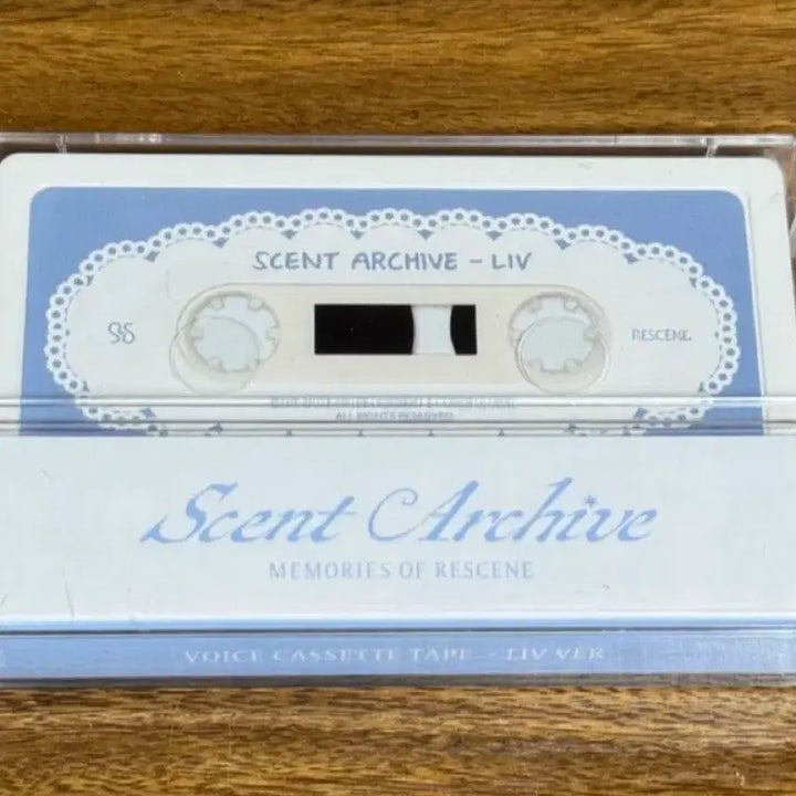 [BUNJANG] RESCENE Liv Cassette Tape / 리센느 리브 카세트 테이프