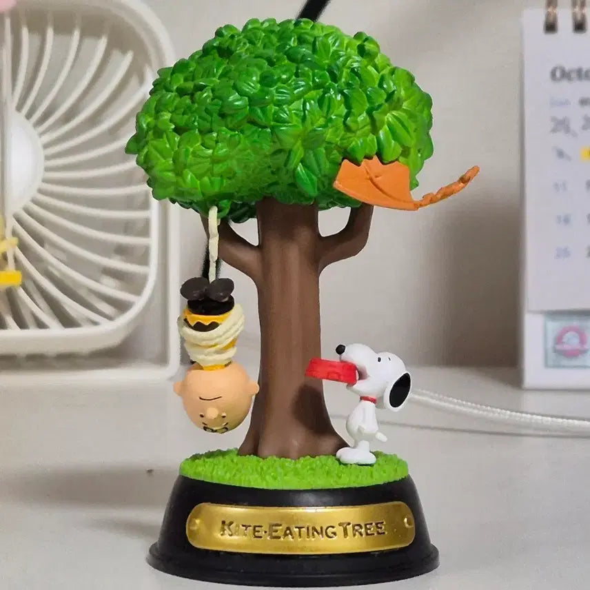 [BUNJANG] Re-Ment Snoopy Swing Ornament Kite-Eating Tree / 리멘트 스누피 스윙 오너먼트 Kite-eating tree