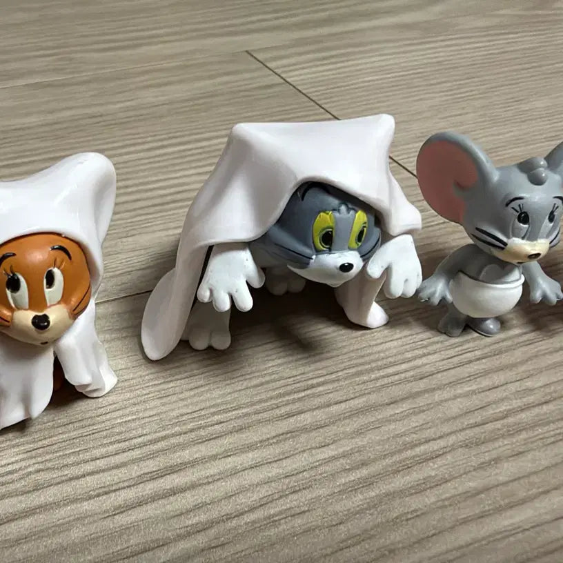[BUNJANG] Tom and Jerry Ghost Play Gacha Set / 톰과 제리 유령 놀이 가챠 4종 일괄